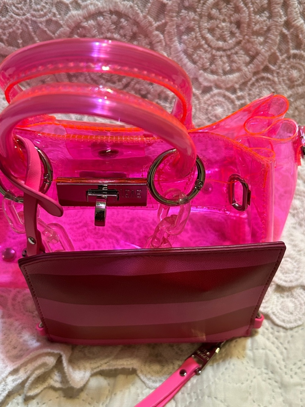 Beautiful Steve Madden Gummy Jelly Bag - Picture 10 of 12